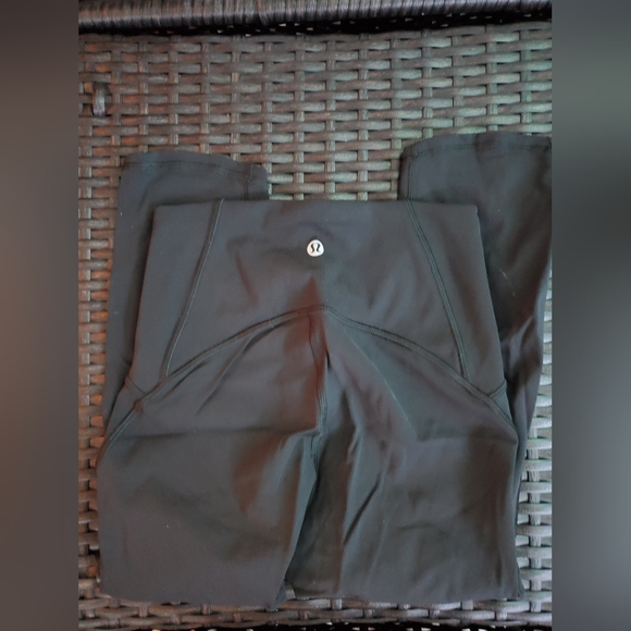 Lululemon Capris - Picture 1 of 5